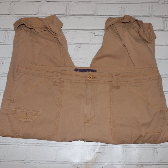 Gloria Vanderbilt Khaki Capri pants size 16W - Picture 1 of 5